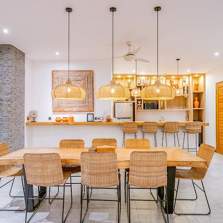 Flores Villa By Betterplace ชังกู ภายนอก รูปภาพ